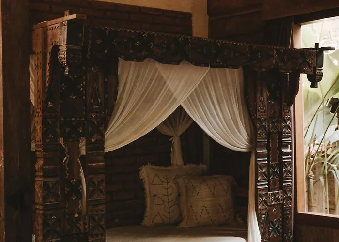 Umakayu Joglo - Boutique Lodge *
